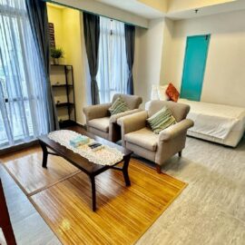 Alt Text: Lovely 1 bedroom suite city view Berjaya Times Square.